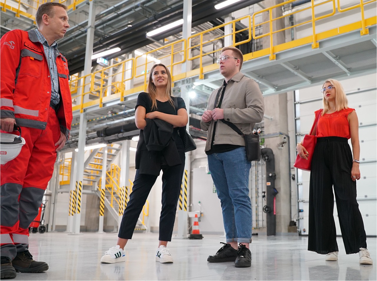 Szkolenie pracowników prowadzone przez eksperta