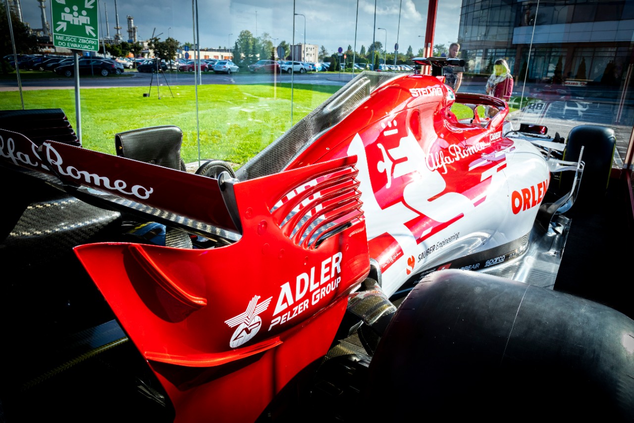 Alfa_Romeo_Racing_ORLEN
