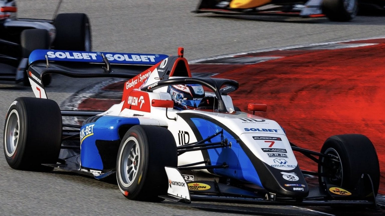 Barcelona (ESP) NOV 14-17 2025 - F4 Spanish Championship and Eurocup-3 round at Circuit de Barcelona-Catalunya. Maciej GLADYSZ #07 KCL by MP Motorsport. © 2025 Dutch Photo Agency.